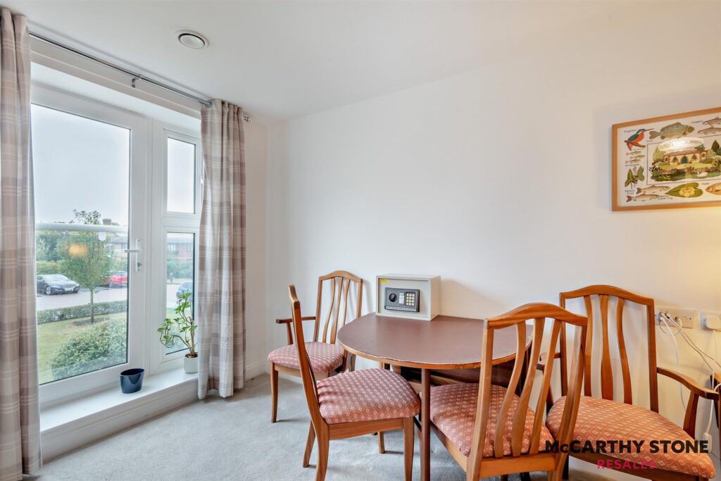 Eastland Grange, 16 Valentine Road, Hunstanton, PE36 5FA