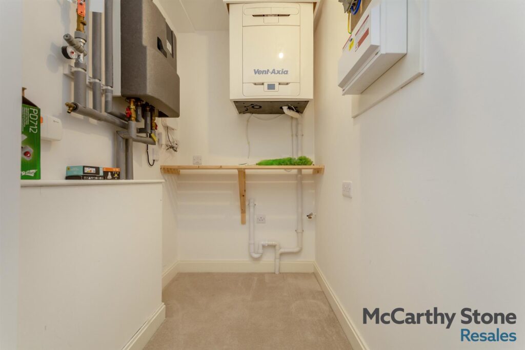 Edward House, Pegs Lane, Gascoyne Way, Hertford SG13 8FQ