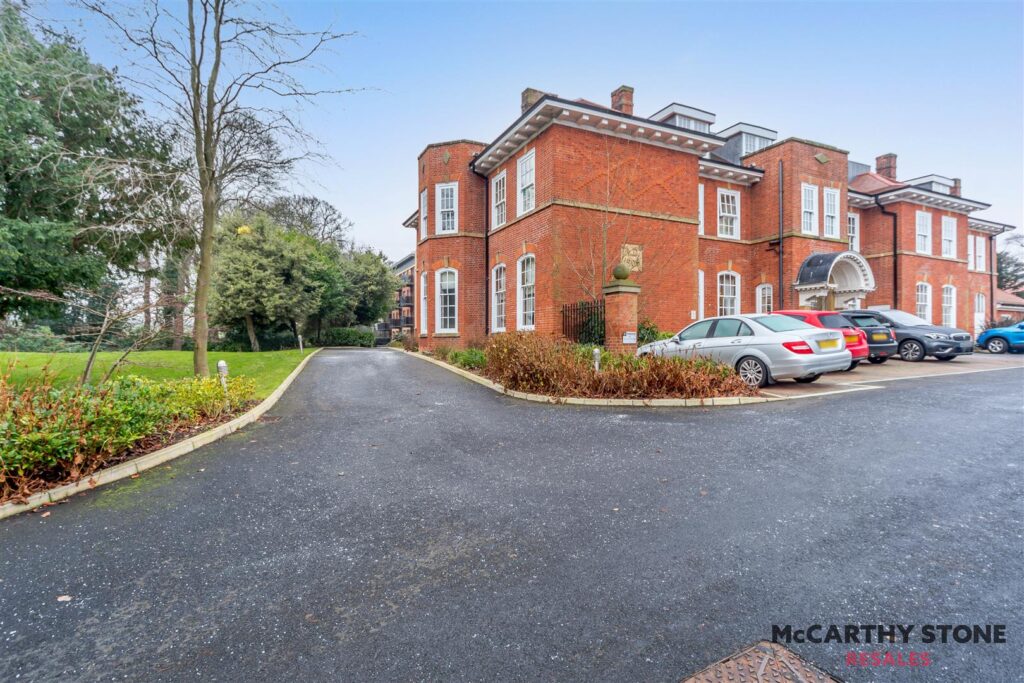 Kenton Road, Gosforth, Newcastle Upon Tyne