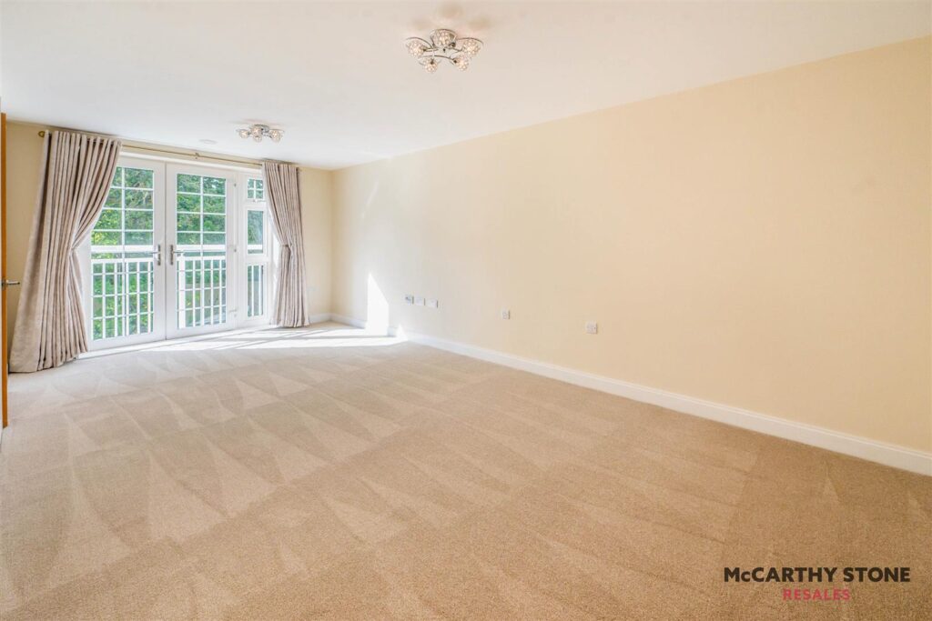 Brueton Place, 218 – 220 Blossomfield Road, Solihull, B91 1PT