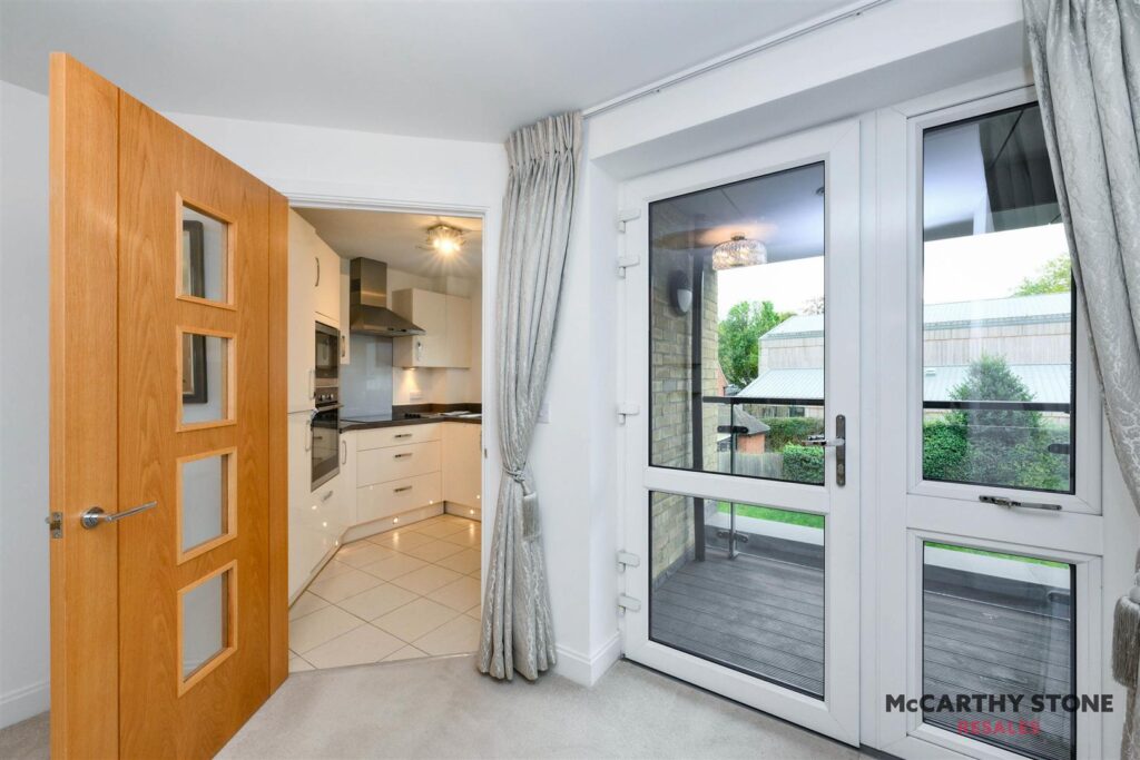 Isabella House, Hale Road, Hertford SG13 8EN