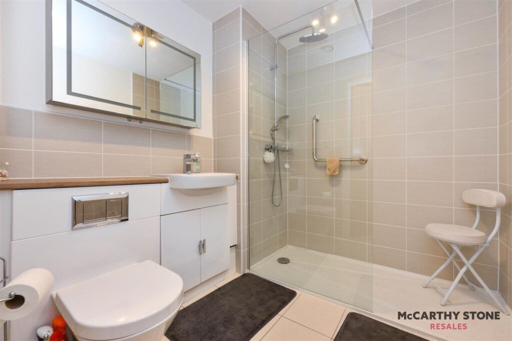 Isabella House, Hale Road, Hertford SG13 8EN
