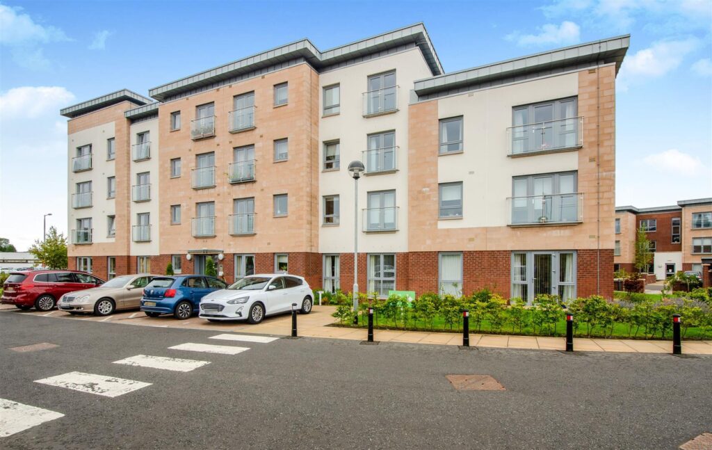 Greenwood Grove West, Newton Mearns