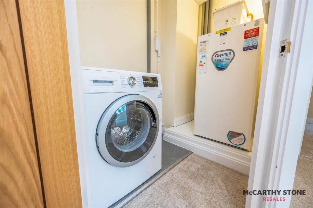 Brueton Place, 218 – 220 Blossomfield Road, Solihull, B91 1PT
