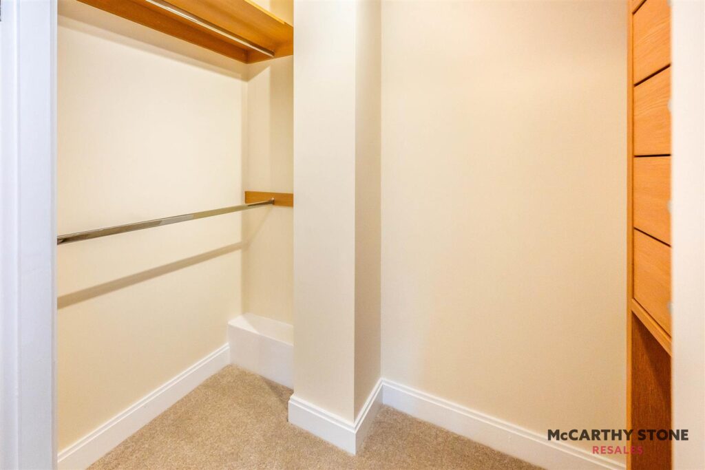 Brueton Place, 218 – 220 Blossomfield Road, Solihull, B91 1PT