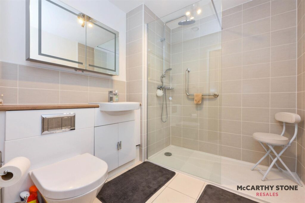 Isabella House, Hale Road, Hertford SG13 8EN