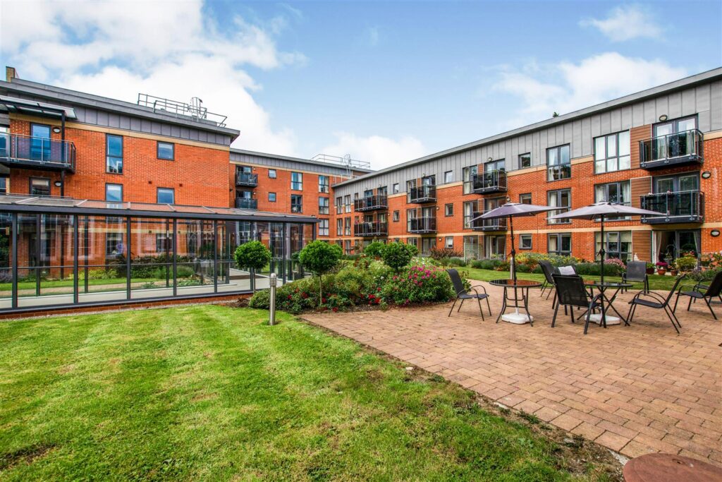 Kenton Road, Gosforth, Newcastle Upon Tyne