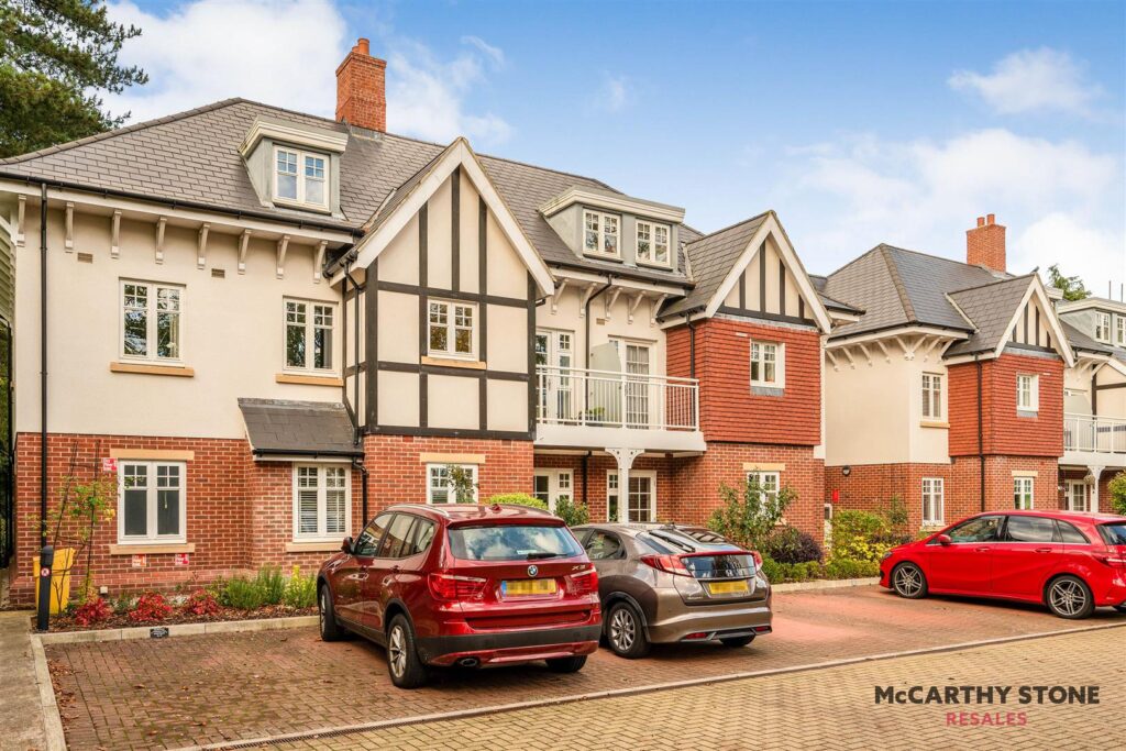 Brueton Place, 218 – 220 Blossomfield Road, Solihull, B91 1PT