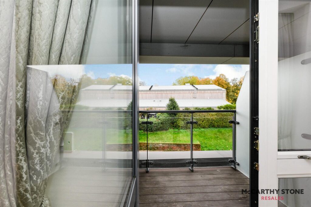 Isabella House, Hale Road, Hertford SG13 8EN