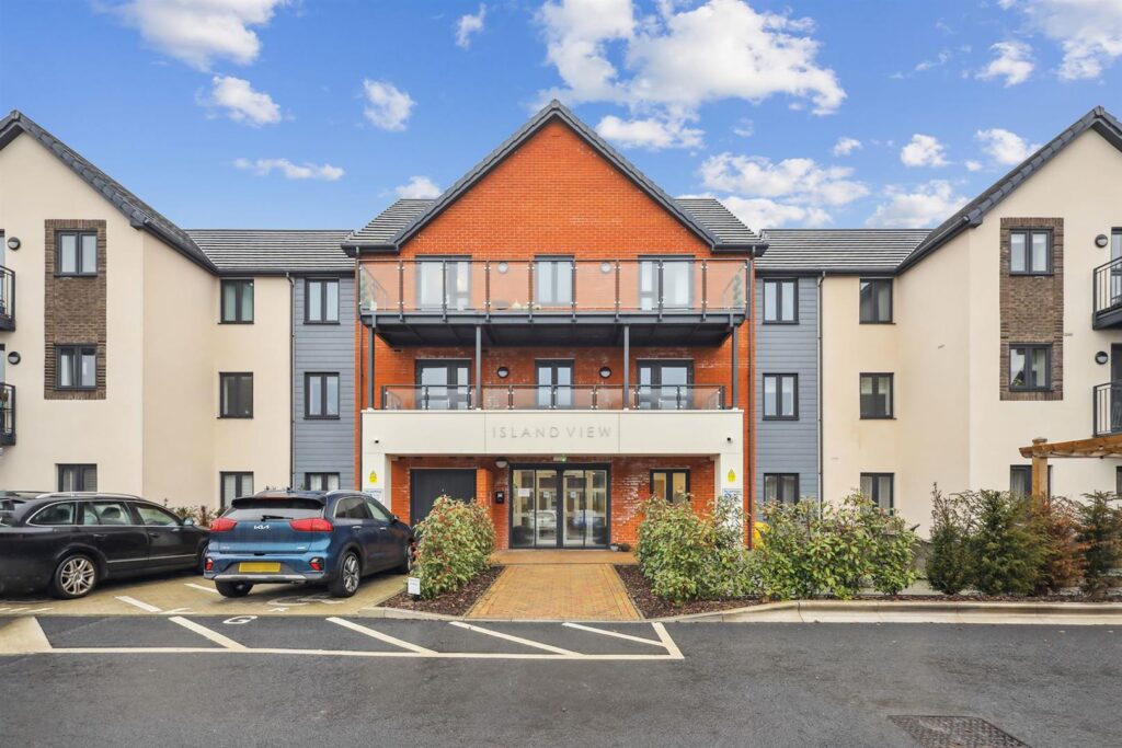 Island View, Shortwood Copse Lane, Basingstoke