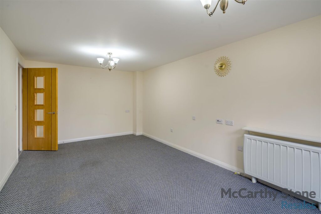 Crocus Court, Station Road, Poulton-Le-Fylde, FY6 7XJ