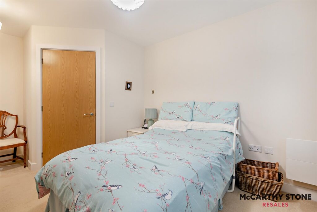 Island View, Shortwood Copse Lane, Basingstoke