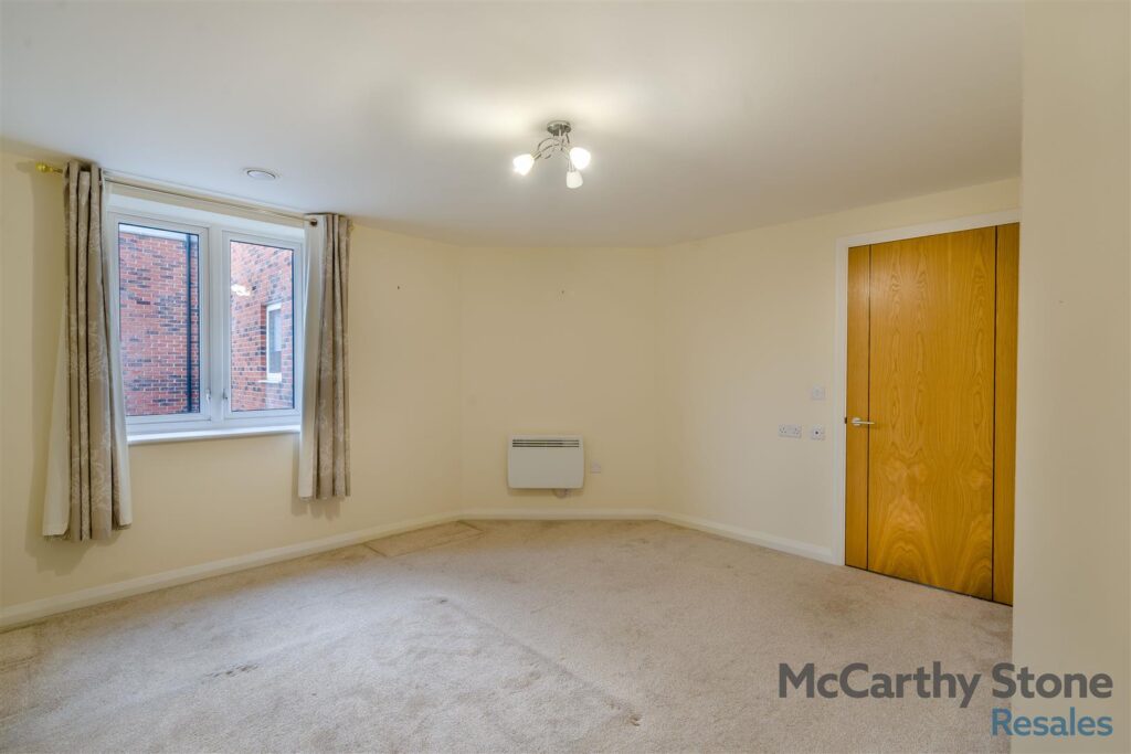 Crocus Court, Station Road, Poulton-Le-Fylde, FY6 7XJ