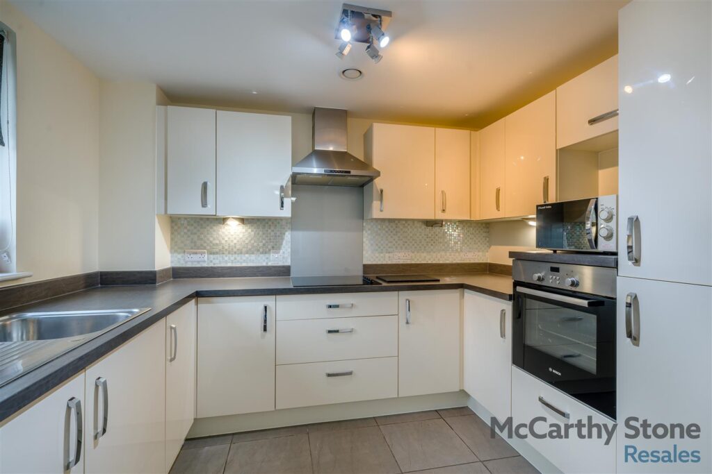 Crocus Court, Station Road, Poulton-Le-Fylde, FY6 7XJ