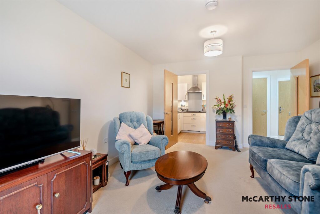 Island View, Shortwood Copse Lane, Basingstoke