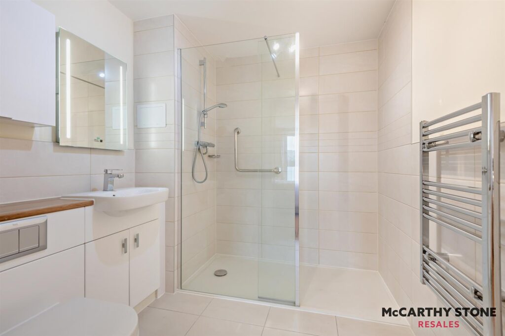 Macaulay Road, Broadstone, Dorset, BH18 8AR