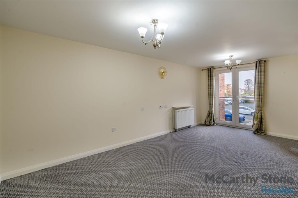Crocus Court, Station Road, Poulton-Le-Fylde, FY6 7XJ
