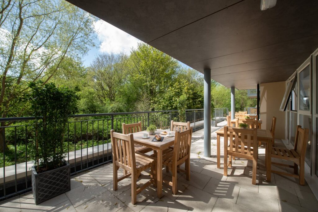Lambrook Court