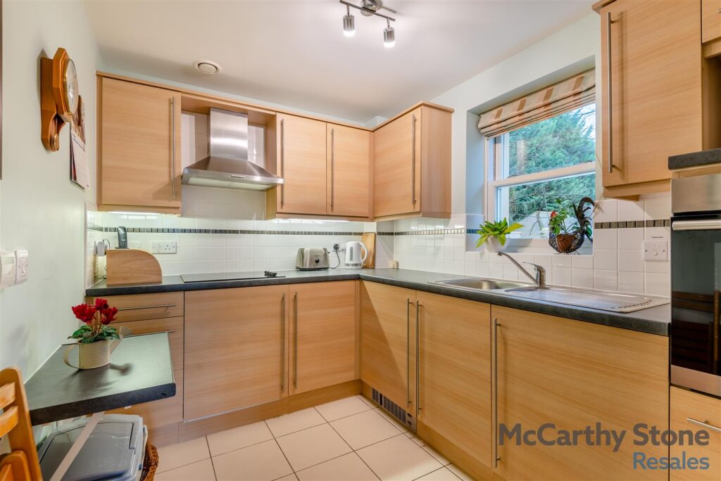 Cartwright Court, Victoria Road, Malvern, WR14 2GE