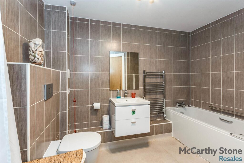 Wardington Court, Welford Road, Northampton, NN2 8FR