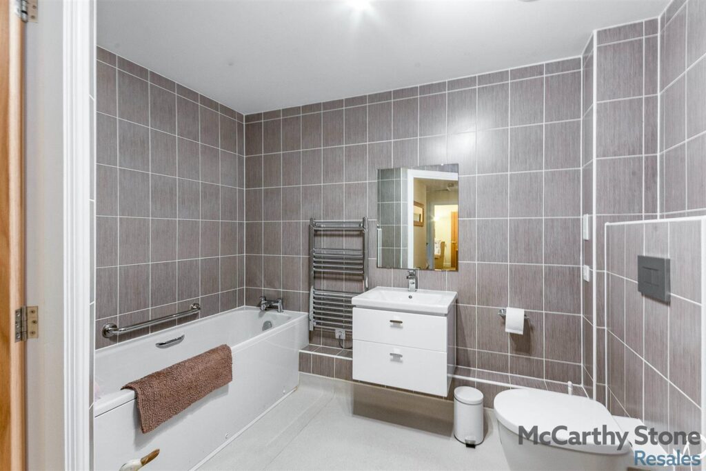 Wardington Court, Welford Road, Northampton, NN2 8FR