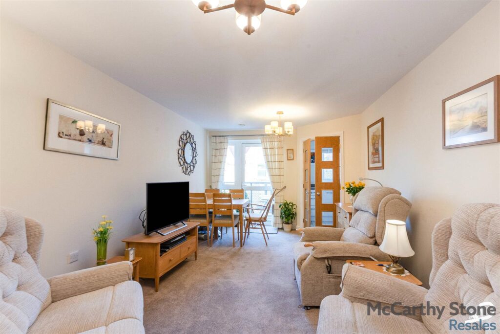 Wardington Court, Welford Road, Northampton, NN2 8FR