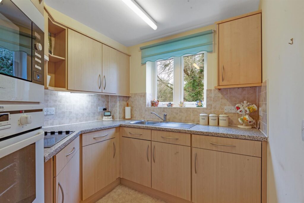 Junction Road, Warley, CM14 5FG