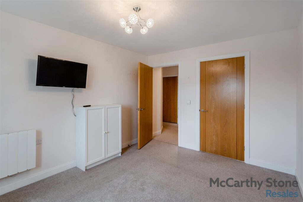 Chesterton Court, Railway Road, Ilkley