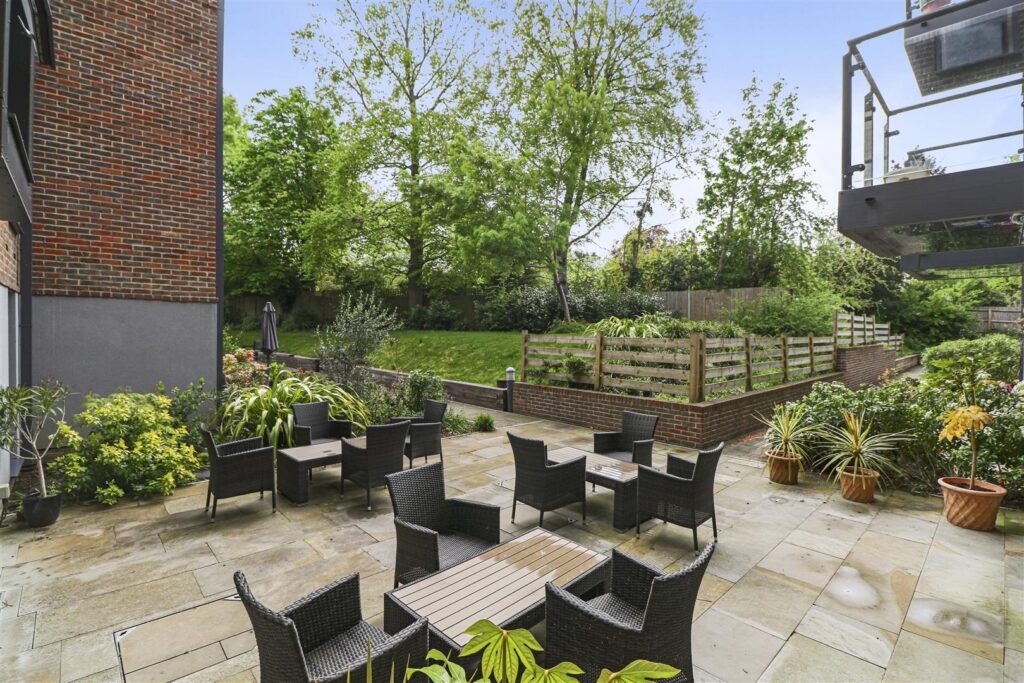 The Clockhouse, London Road, Guildford, GU1 1FF