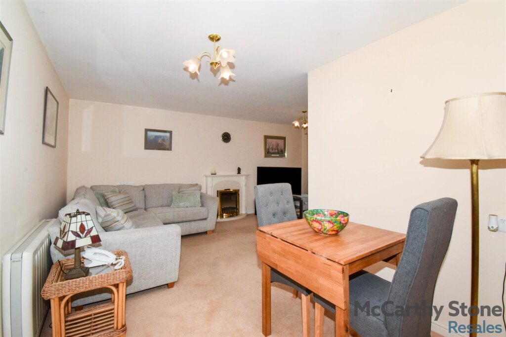 Rowleys Court, Sandhurst Street, Oadby, Leicester