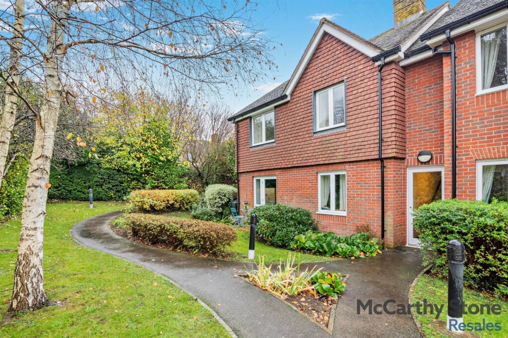 Morgan Court, Station Road, Petworth, West Sussex, GU28 0FE