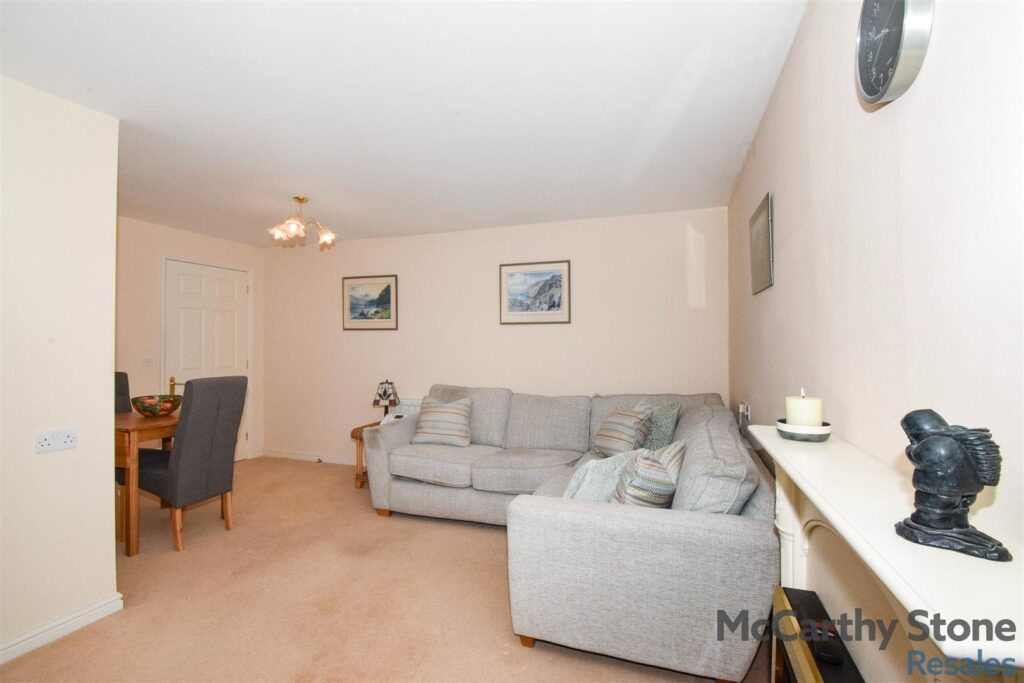 Rowleys Court, Sandhurst Street, Oadby, Leicester