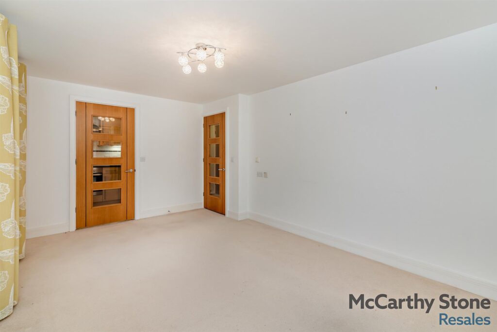 Morgan Court, Station Road, Petworth, West Sussex, GU28 0FE