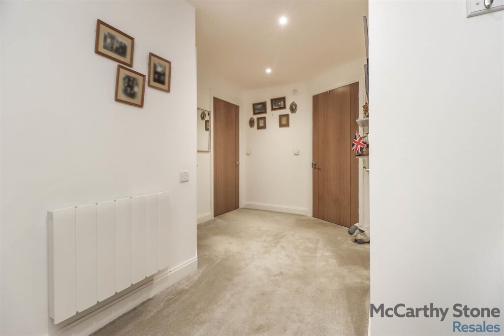 Elizabeth Place, Trimbush Way, Market Harborough
