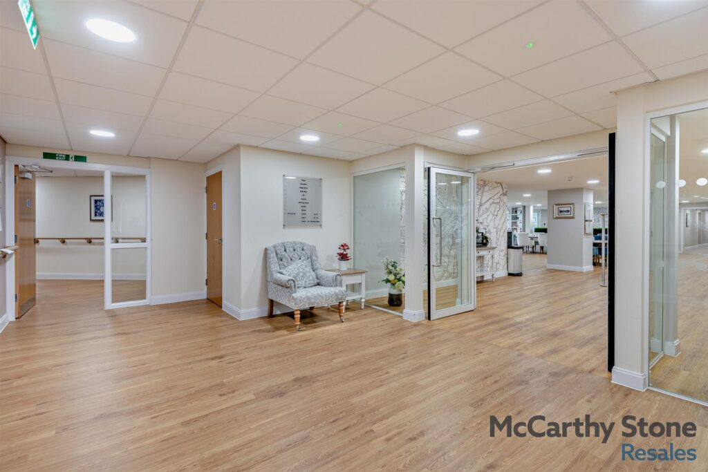 Roslyn Court, Lisle Lane, Ely, Cambridgeshire, CB7 4FA