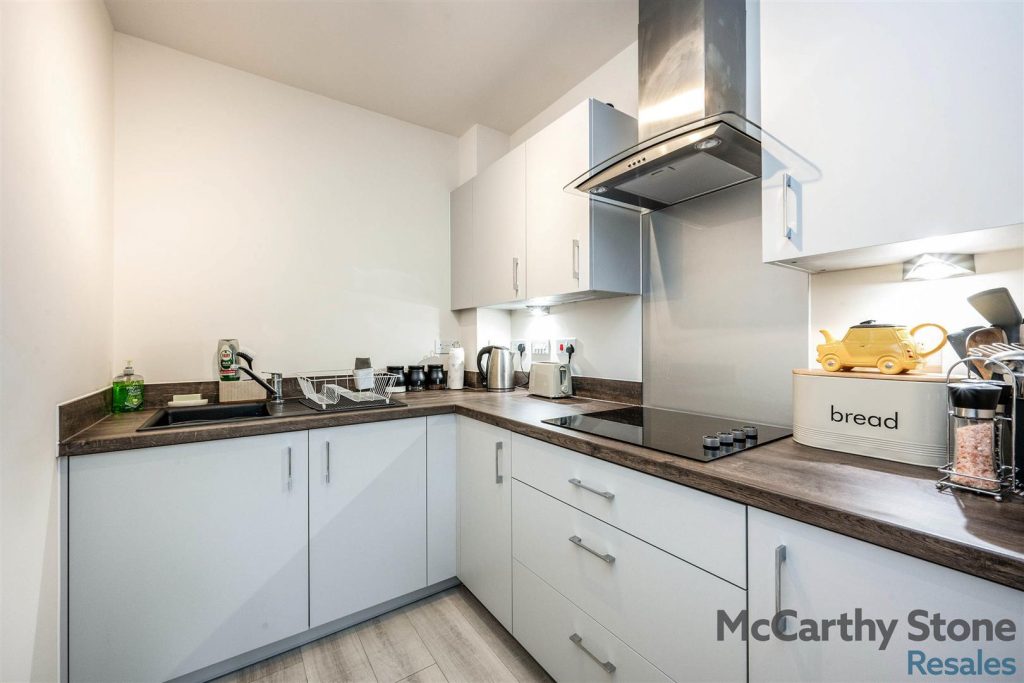 Barnsdale Drive, Westcroft, Milton Keynes