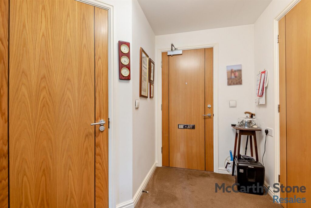Farringford Court, Avenue Road, Lymington, Hampshire, SO41 9PA