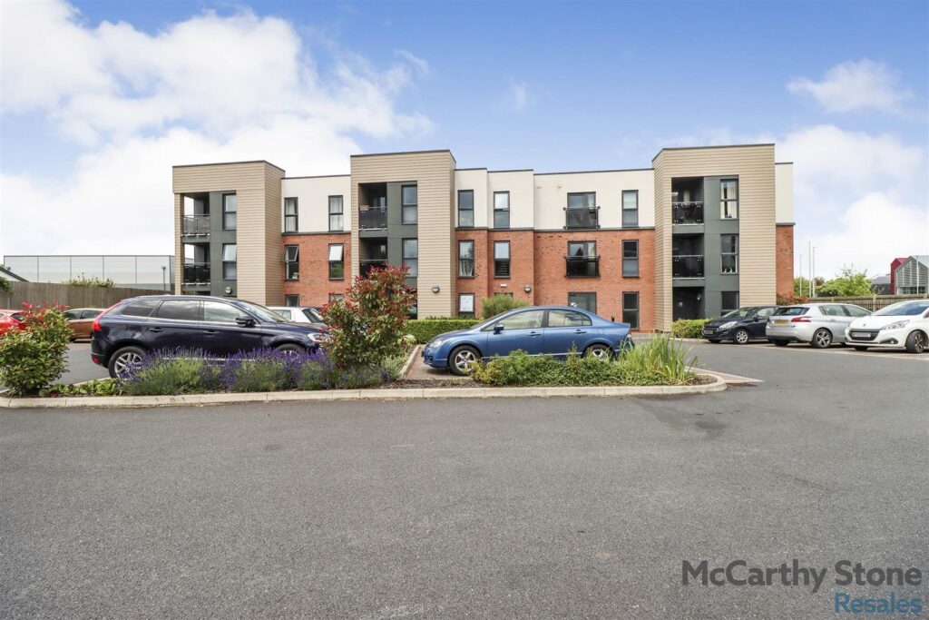 Elizabeth Place, Trimbush Way, Market Harborough
