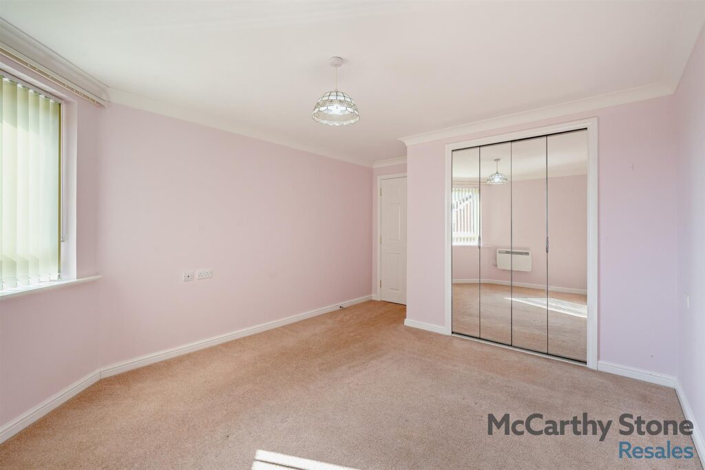 Fussells Court, Station Road, Worle, Weston-Super-Mare