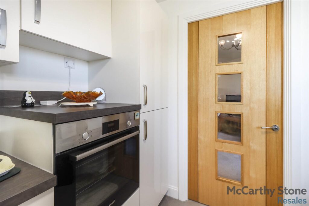 Elizabeth Place, Trimbush Way, Market Harborough