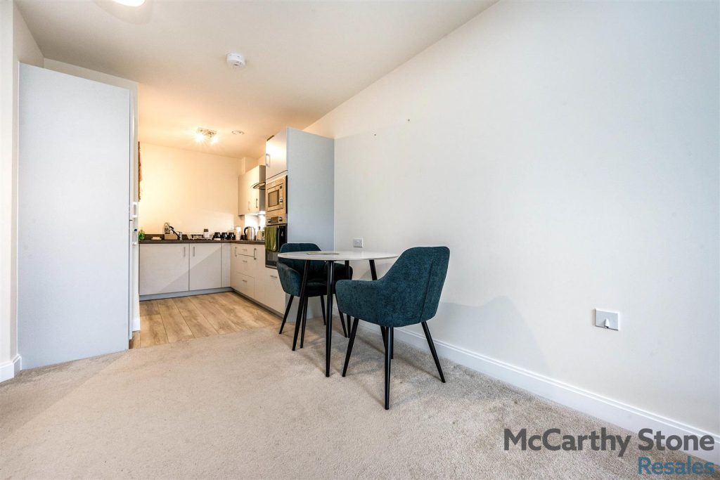 Barnsdale Drive, Westcroft, Milton Keynes