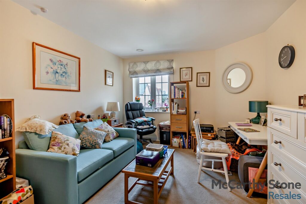 Roslyn Court, Lisle Lane, Ely, Cambridgeshire, CB7 4FA