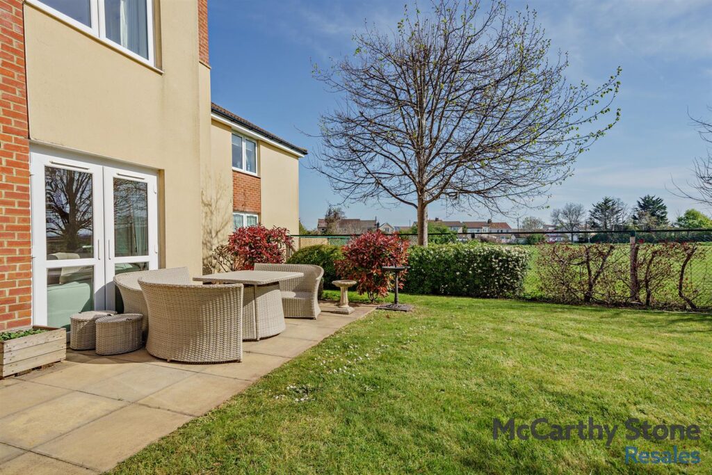 Fussells Court, Station Road, Worle, Weston-Super-Mare
