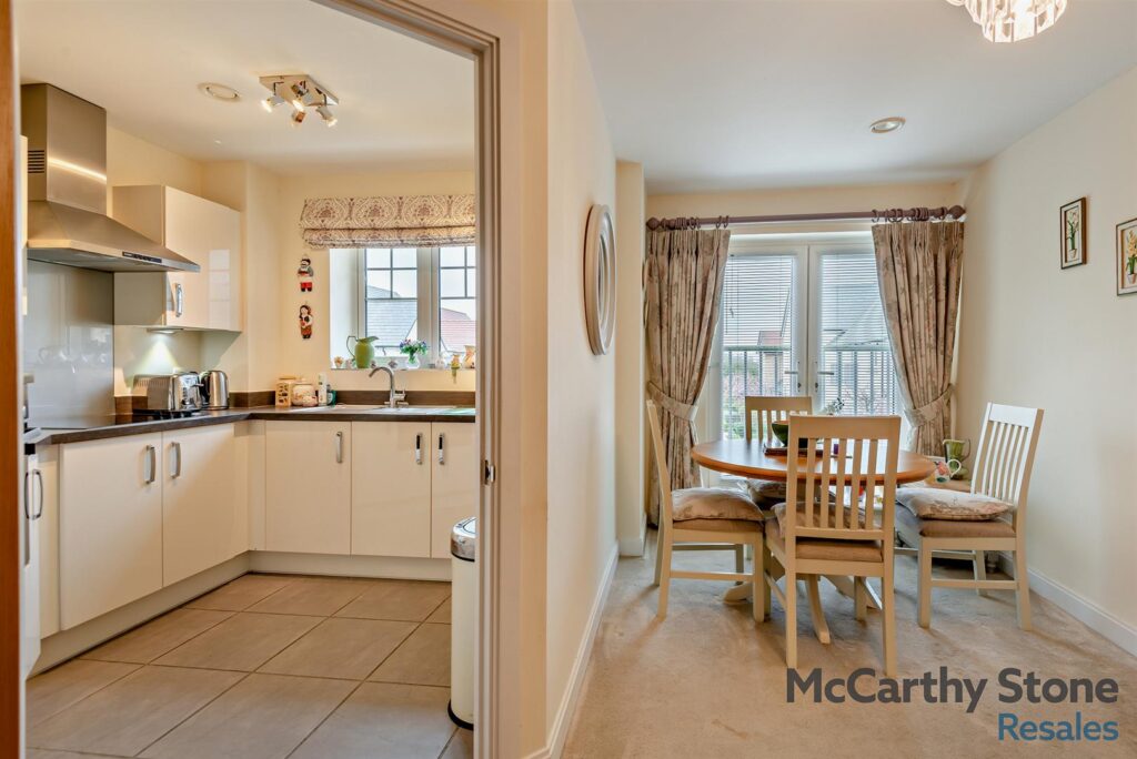 Roslyn Court, Lisle Lane, Ely, Cambridgeshire, CB7 4FA