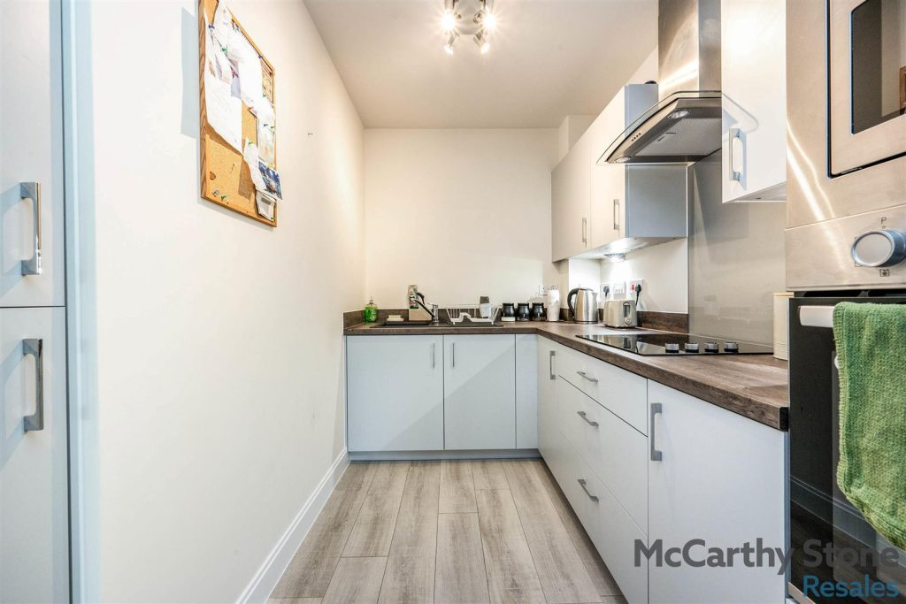 Barnsdale Drive, Westcroft, Milton Keynes