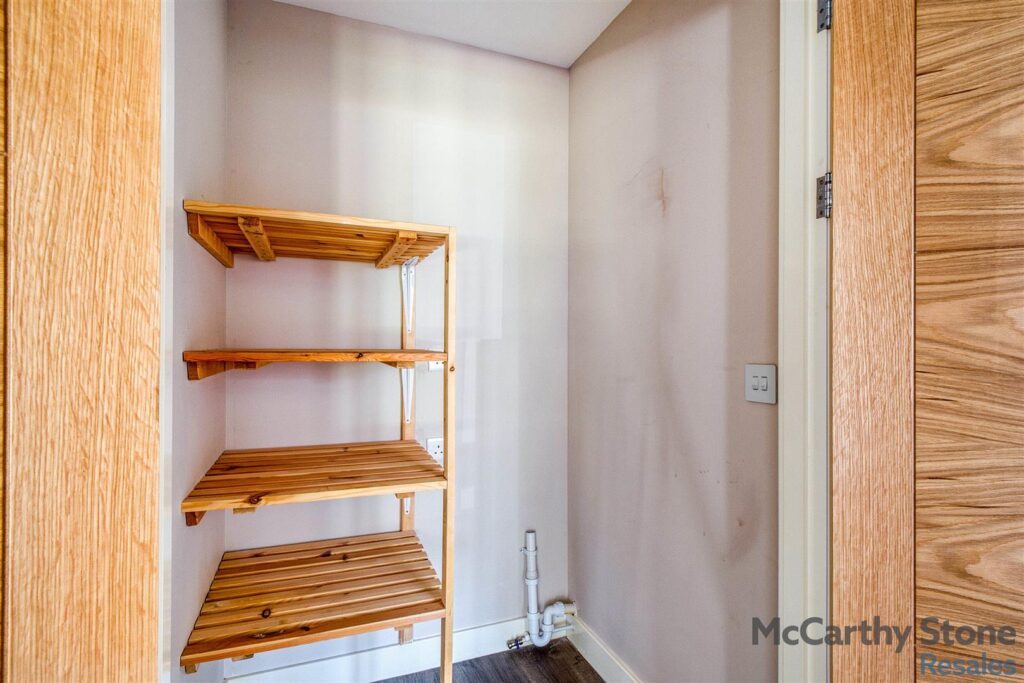 Ashbrae, Crookfur Road, Newton Mearns, Glasgow