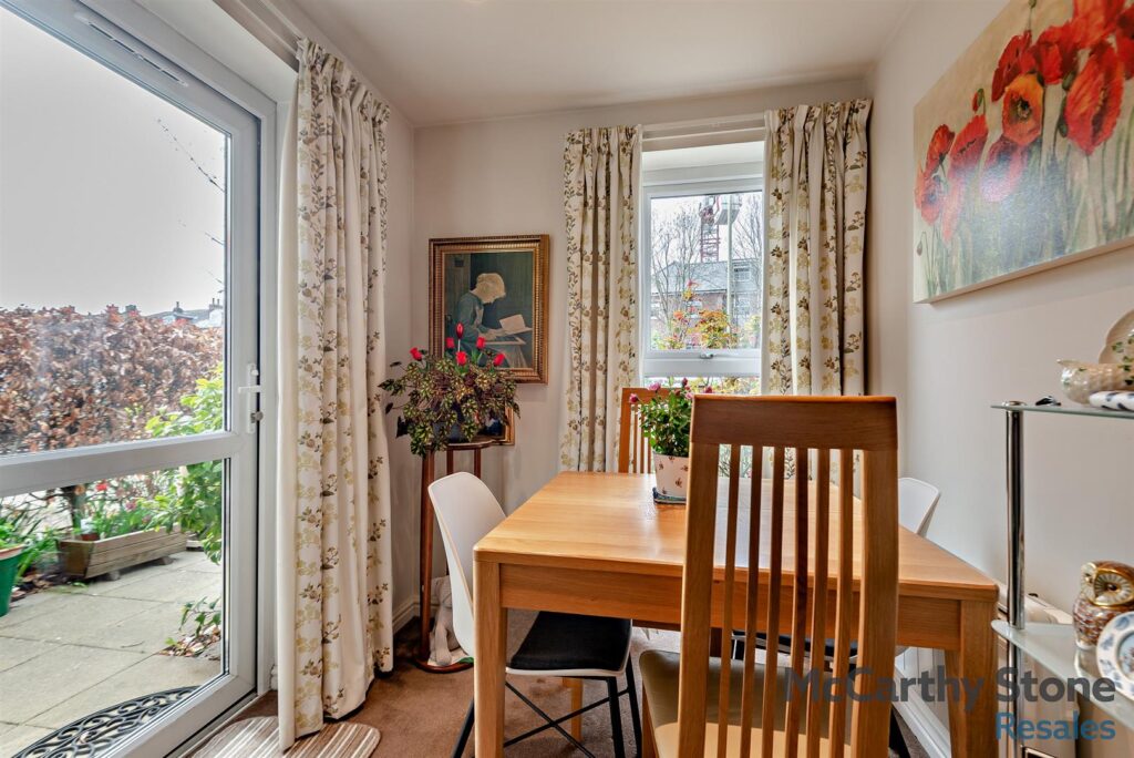 Farringford Court, Avenue Road, Lymington, Hampshire, SO41 9PA