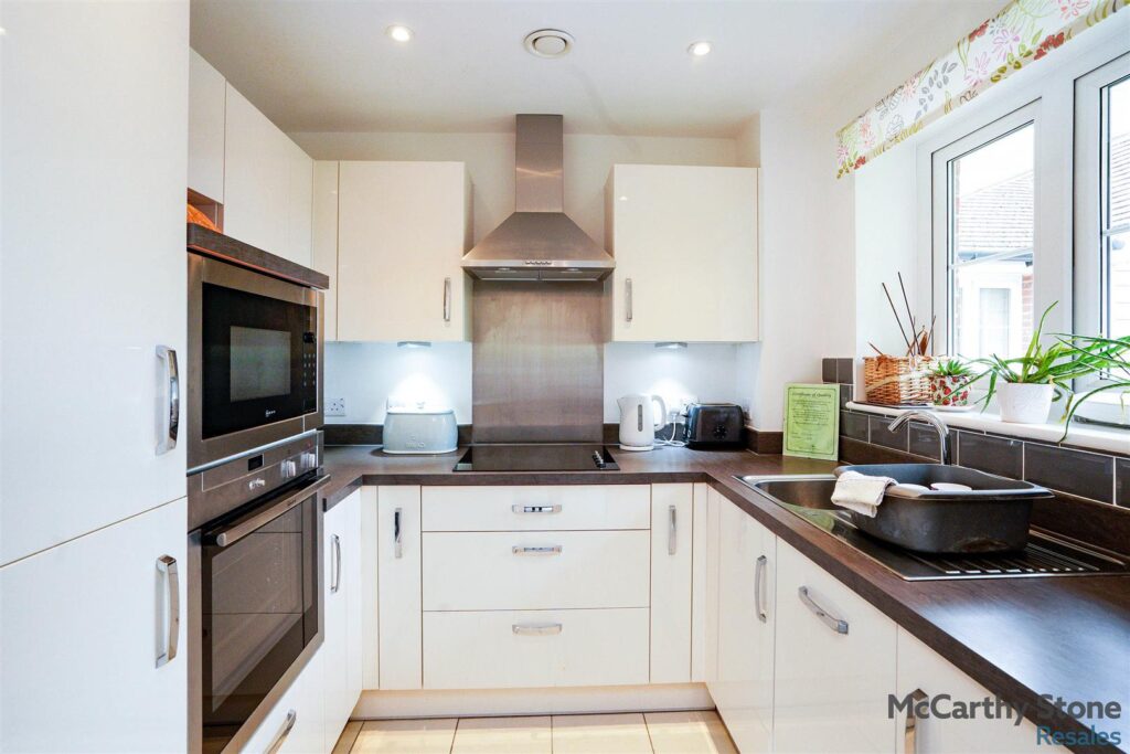 Constance Place, 111 London Road, Knebworth