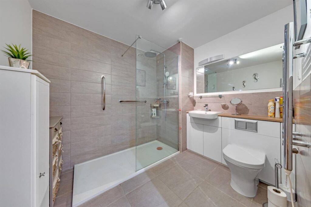 Caesars Place, Ockford Road, Godalming, GU7 1QW
