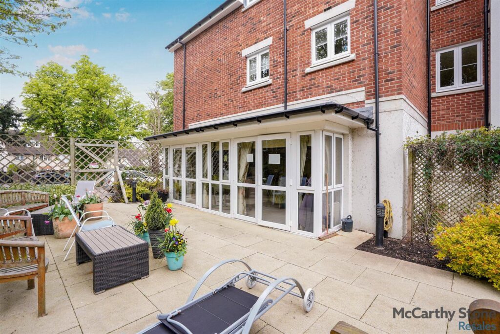 Constance Place, 111 London Road, Knebworth